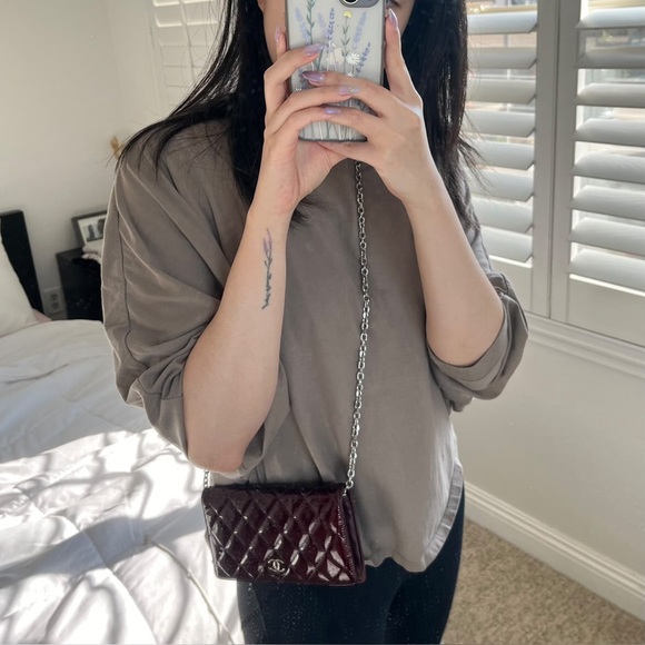 ✨RARE✨Chanel Burgundy Quilted Patent Leather Brilliant Wallet - FULL SET - Picture 13 of 14